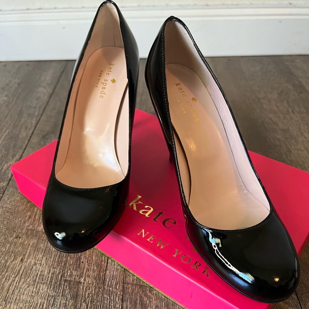 kate spade black patent leather heels sz 7 NIB